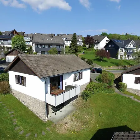 Holiday home Uplandparcs Dumel - Gemuetliches Haus In Zentrumsnaehe Winterberg